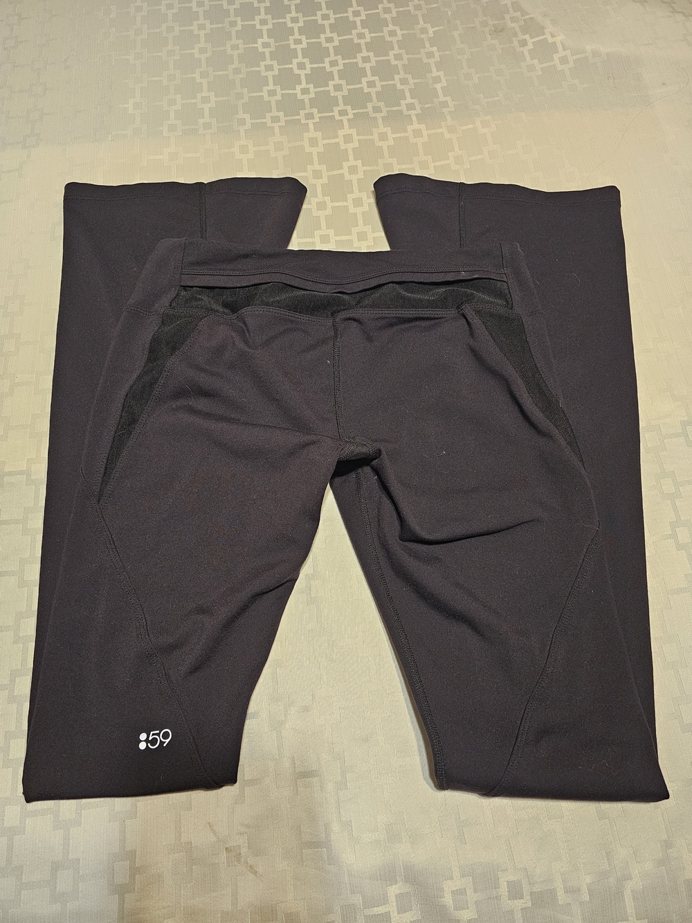 Black :59 Performance Leggings